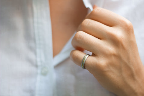 Anillo de Titanio arenado para mujer (00000_4N)